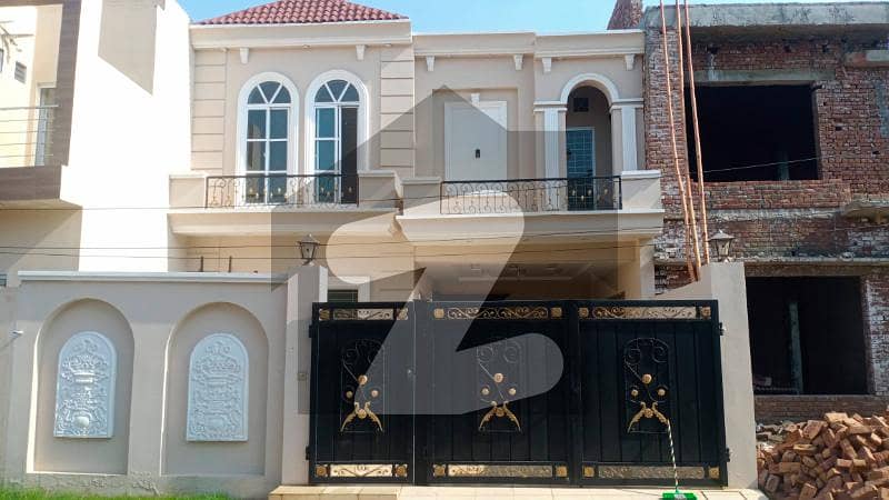 9 Marla Villa Available For Sale Near Pak Turk School Multan Public School Road, Multan