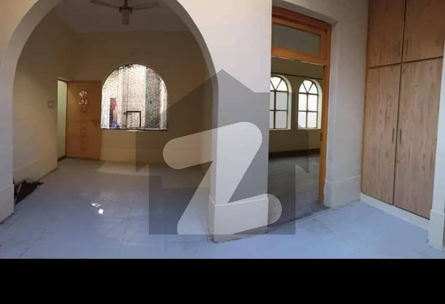 Prime Location Faqeerabad Road House Sized 4.6 Marla For sale
