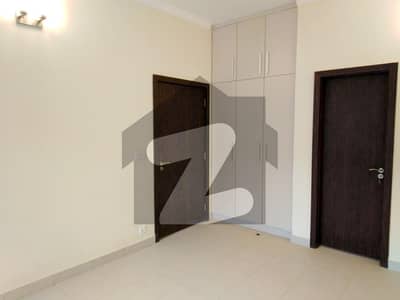 1100 Square Feet House Ideally Situated In Bahria Heights