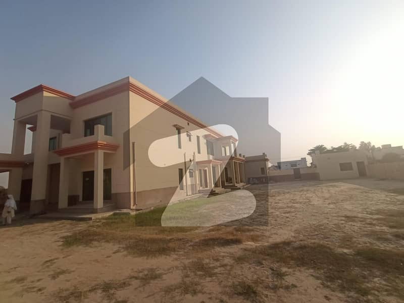 Get This Amazing 4 Kanal House Available In Chinar Bagh