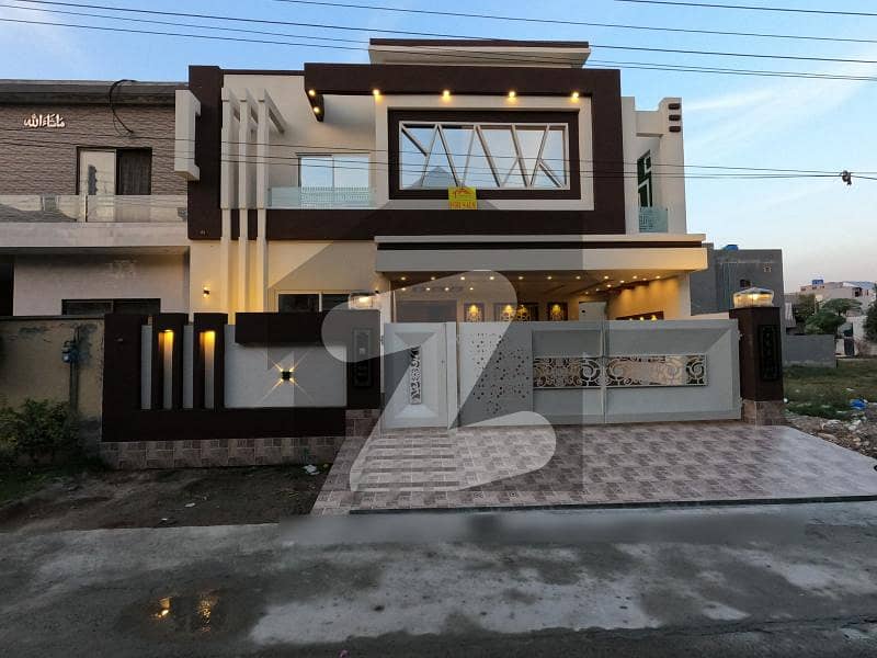 Ideal House Is Available For sale In Lahore