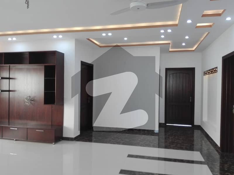 1 Kanal House Is Available For rent In NFC 1 - Block C (NE)