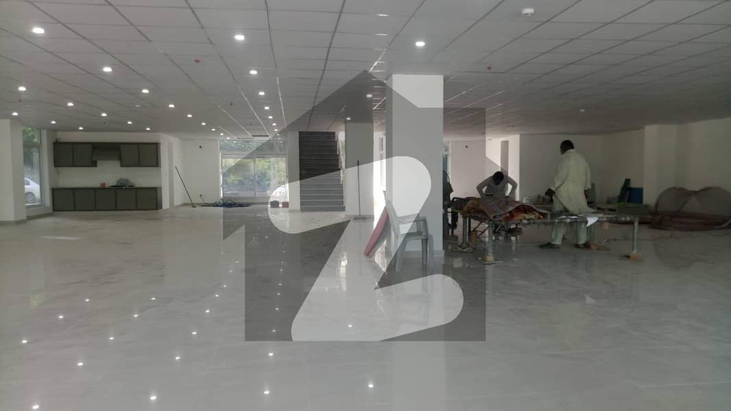 Building For rent In Beautiful G-8 Markaz
