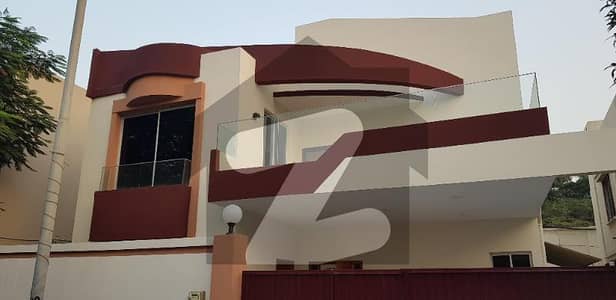 نیوی ہاؤسنگ سکیم کارساز کراچی میں 5 کمروں کا 14 مرلہ مکان 2.5 لاکھ میں کرایہ پر دستیاب ہے۔