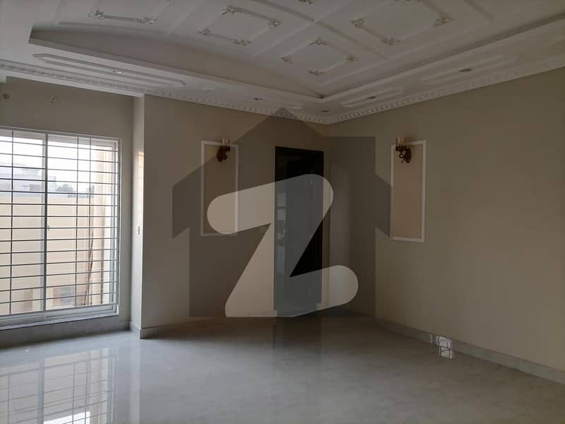 10 Marla House Available For sale In LDA Avenue - Block F