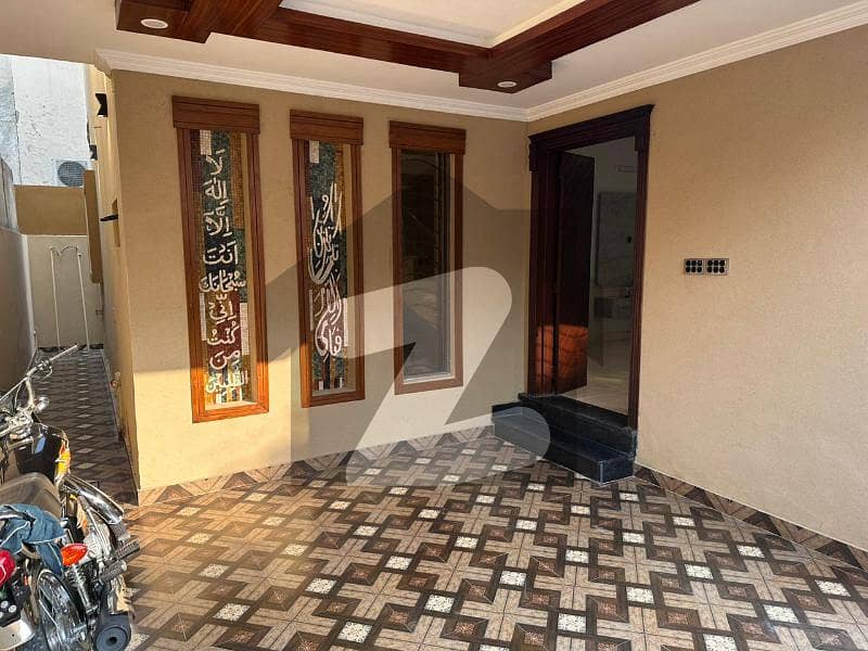 5 MARLA HOUSE IN GOOD CONDITION FOR SALE IN ALI BLOCK SECTOR B BAHRIA TOWN LAHORE