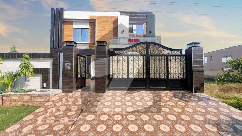 18 Marla Ultra Modern Design House For Sale In Reasonable Price