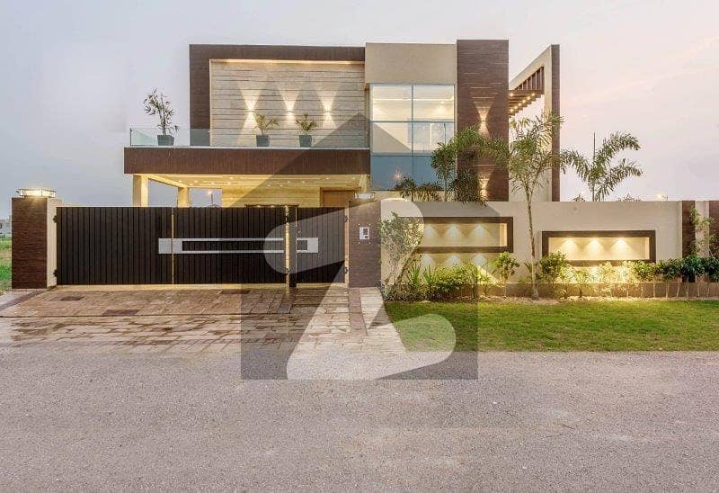 1 Kanal Modern Design Top Location Bungalow In Dha Lahore