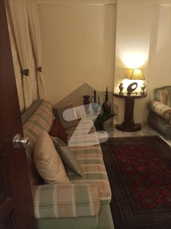 شاہراہِ فیصل کراچی میں 2 کمروں کا 5 مرلہ فلیٹ 50 ہزار میں کرایہ پر دستیاب ہے۔