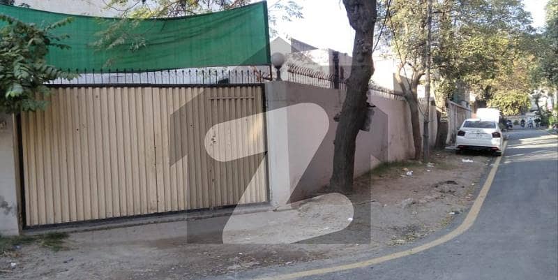 12 Marla Single Story House For Sale In Johar Town Near To Near Hot Location Main Road