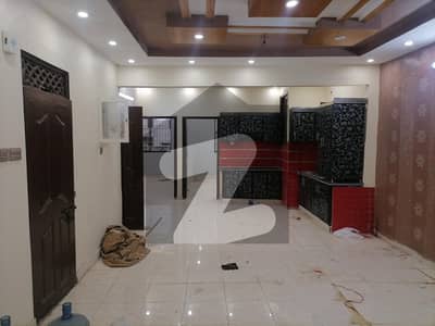 دہلی کالونی کراچی میں 3 کمروں کا 8 مرلہ فلیٹ 70 لاکھ میں برائے فروخت۔