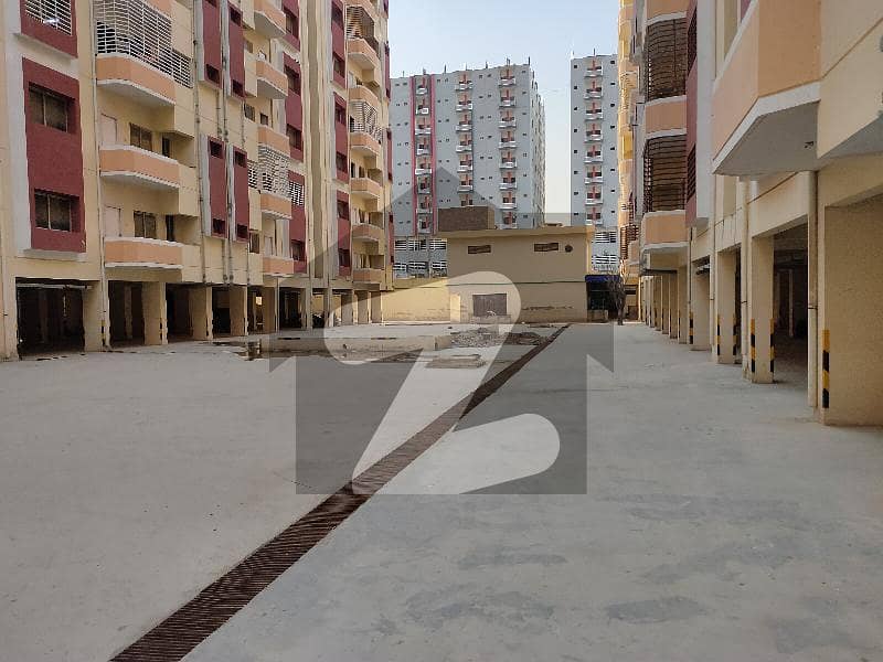 Ideally Located House Of 1400 Square Feet Is Available For Sale In Karachi