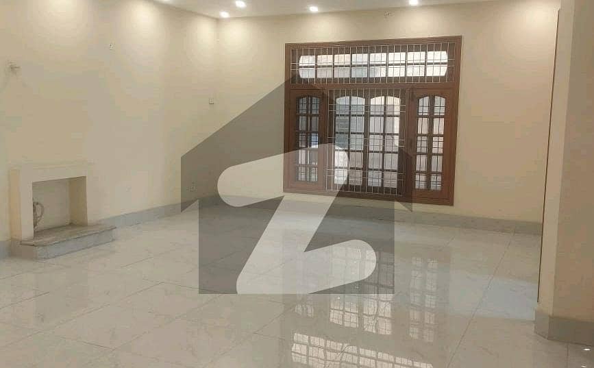 1 Kanal House In Central Model Town Link Road For rent Model Town Link