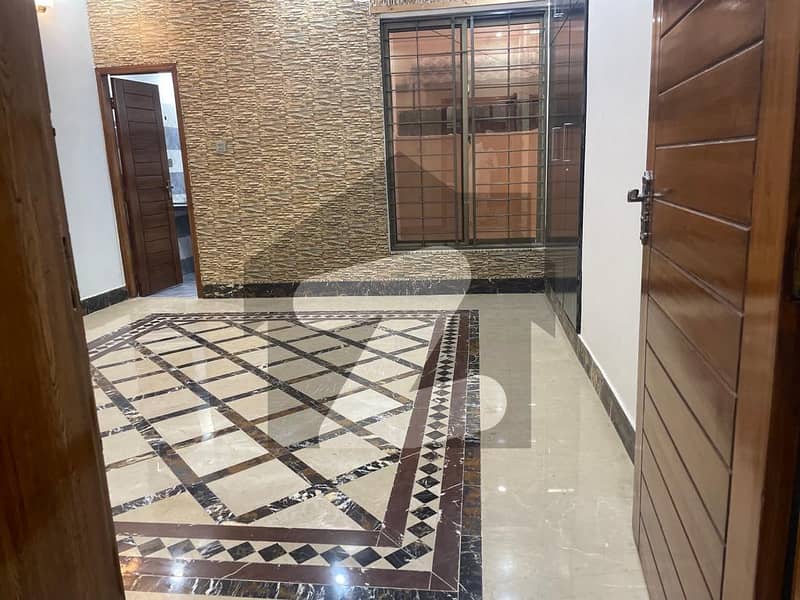 Get A 1 Kanal House For rent In Zahoor Elahi Road