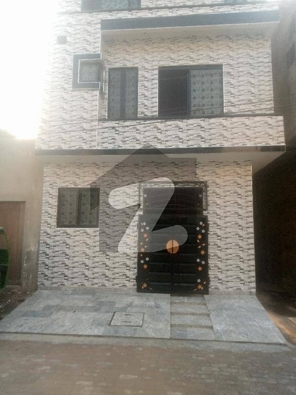 ناز ٹاؤن لاہور میں 3 کمروں کا 3 مرلہ مکان 1.1 کروڑ میں برائے فروخت۔
