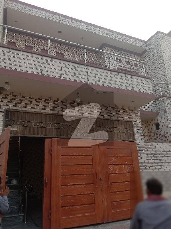 خانیوال روڈ ملتان میں 3 کمروں کا 5 مرلہ مکان 52 لاکھ میں برائے فروخت۔