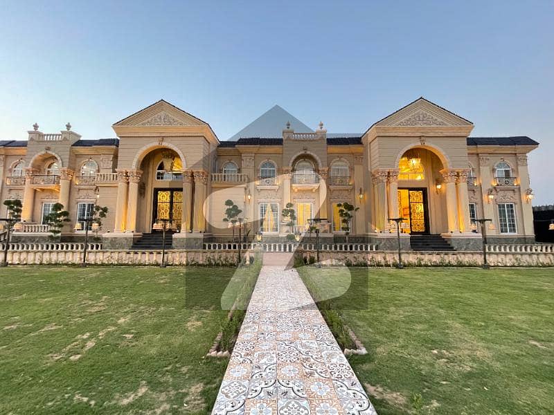 10 Kanal Victorian Design Farm House for Sale in Gulberg Greens