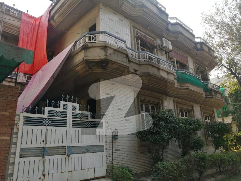 5 Marla Corner Facing Park Used Double Storey House For Sale In Phase 1 A3 Block In Johar Town, Lahore
