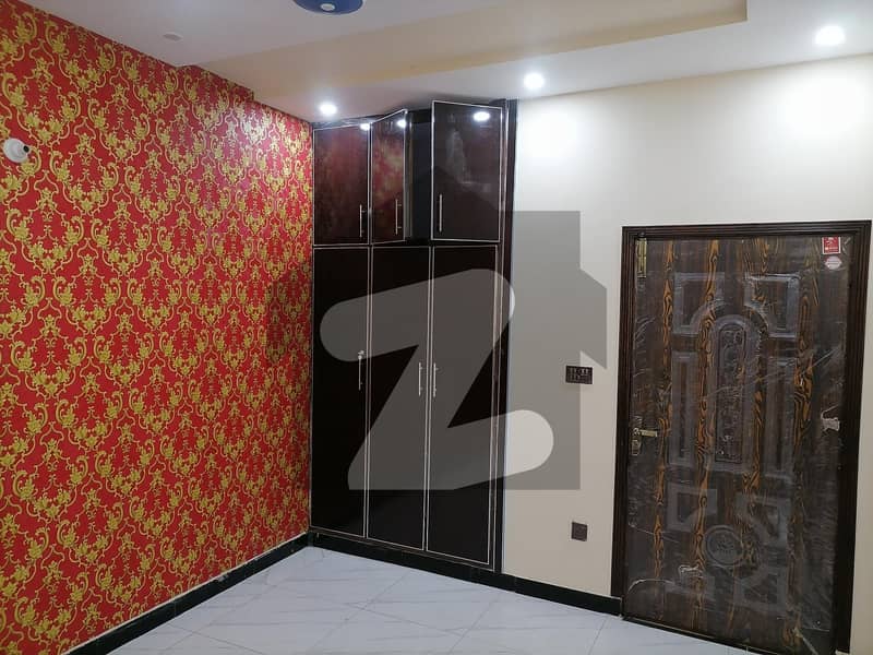 شاداب گارڈن لاہور میں 5 کمروں کا 5 مرلہ مکان 1.55 کروڑ میں برائے فروخت۔
