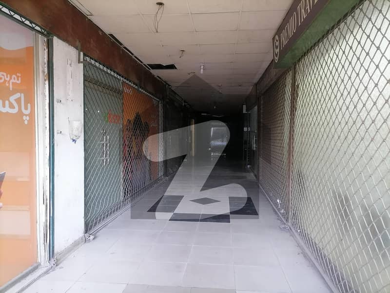 Gorgeous 1400 Square Feet Shop For sale Available In Gulberg