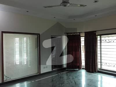 House In Wapda Town Phase 1 - Block F1 Sized 1 Kanal Is Available