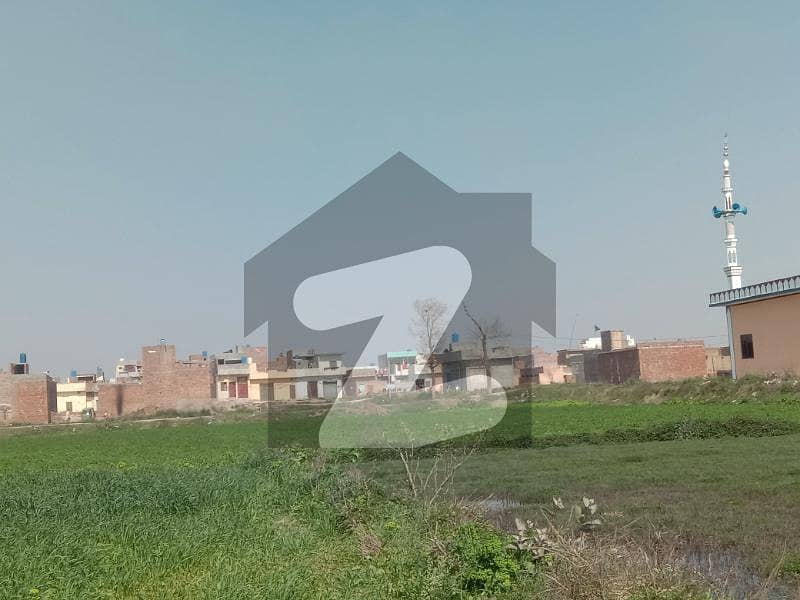 کاہنہ لاہور میں 17 مرلہ رہائشی پلاٹ 41 لاکھ میں برائے فروخت۔