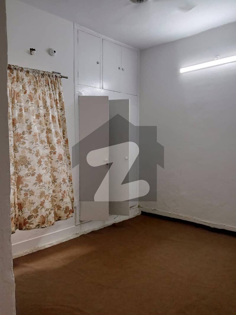 Get A 100 Square Feet Room For Rent In G-9/3