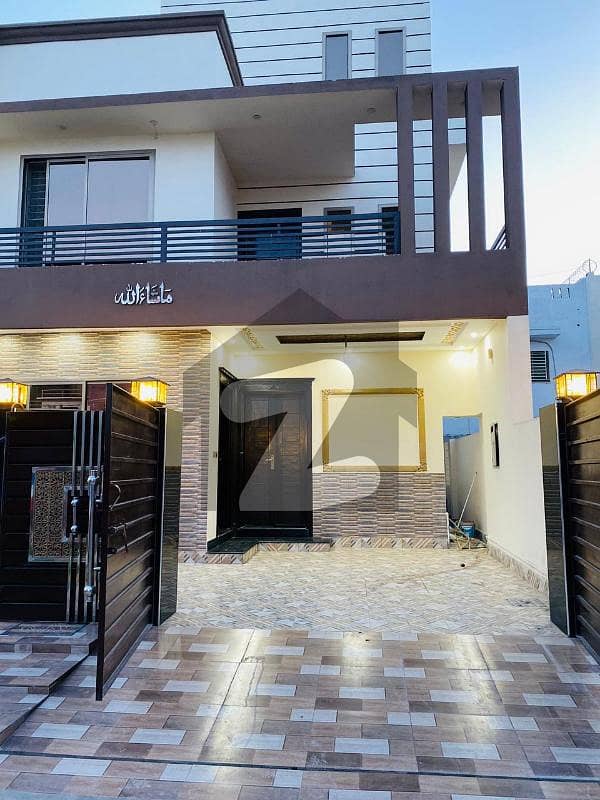 6 Marla Beautiful House For Sale At Kent Housing Society Rangers Road Sialkot.