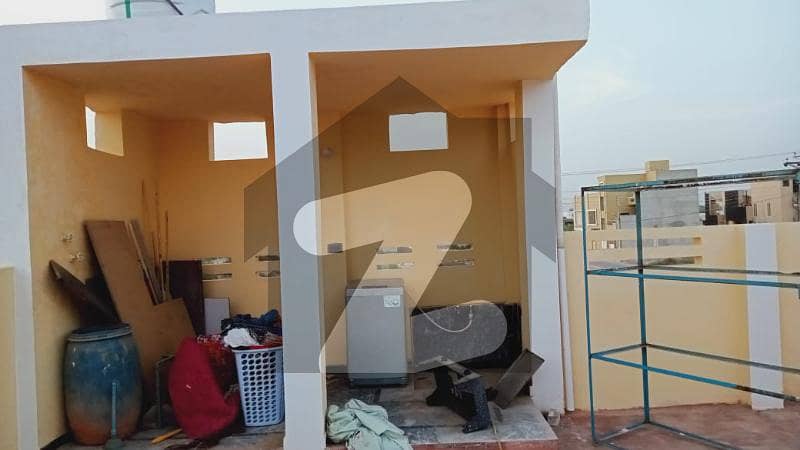 پی آئی اے ایمپلائز ہاؤسنگ سوسائٹی ملتان میں 3 کمروں کا 12 مرلہ مکان 1.6 کروڑ میں برائے فروخت۔