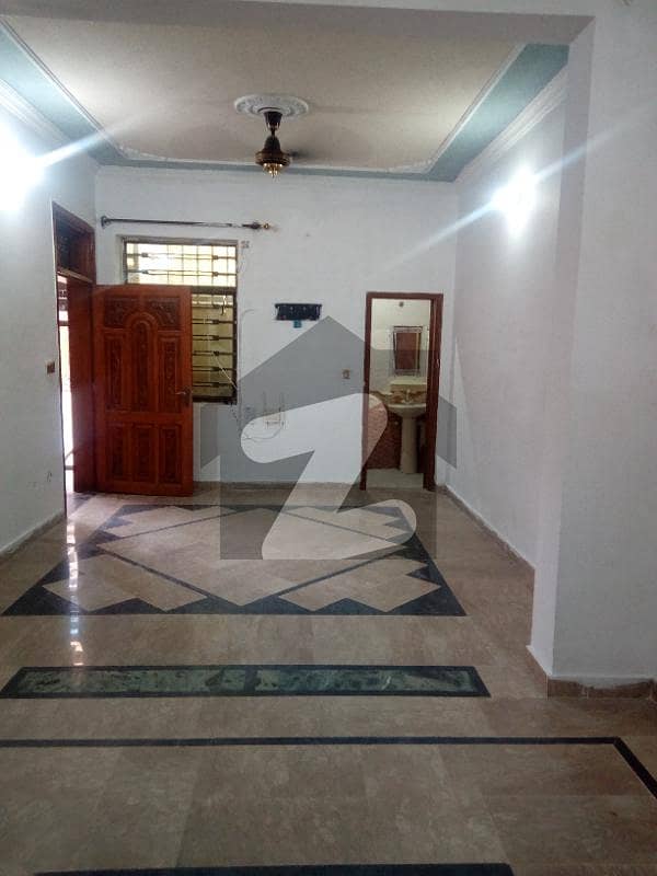 چٹھہ بختاور اسلام آباد میں 4 کمروں کا 5 مرلہ مکان 60 ہزار میں کرایہ پر دستیاب ہے۔