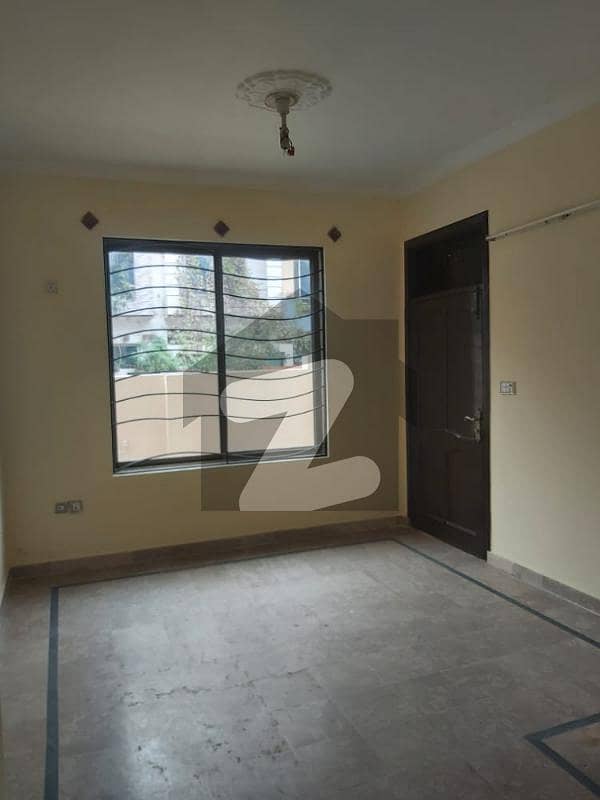 25 X 40 House Is Available For Rent In Ideal Location Of G-13/4