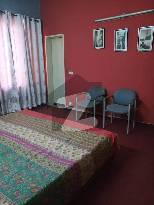 Fully furnished beautiful Room available for Rent