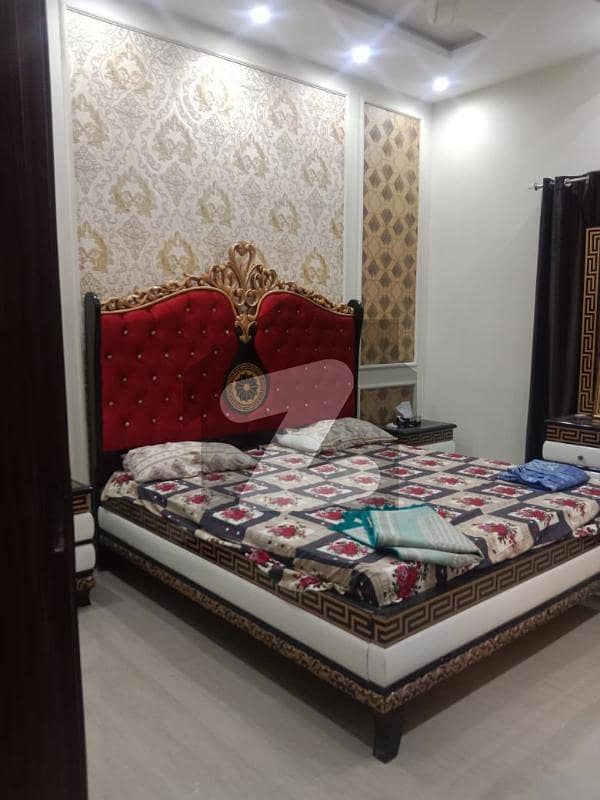 ڈی ایچ اے 9 ٹاؤن ڈیفنس (ڈی ایچ اے) لاہور میں 1 کمرے کا 5 مرلہ کمرہ 26 ہزار میں کرایہ پر دستیاب ہے۔