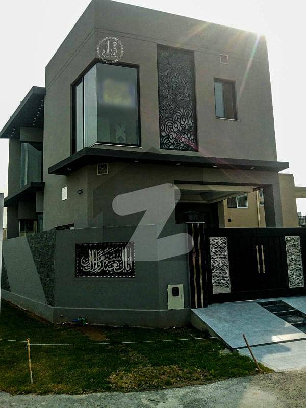 5 marla brand new modern corner house for rent DHA 9 town