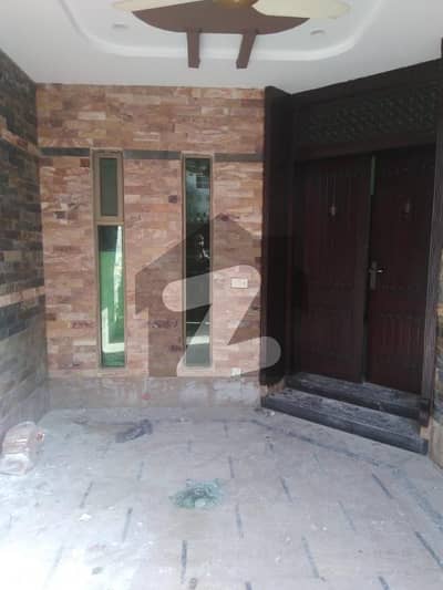 5 Marla House For Rent In Eden Boulevard College Road Lahore