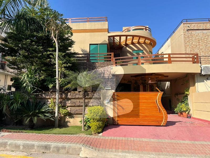 12 Marla Used House For Sale In Bahria Town Phase 2