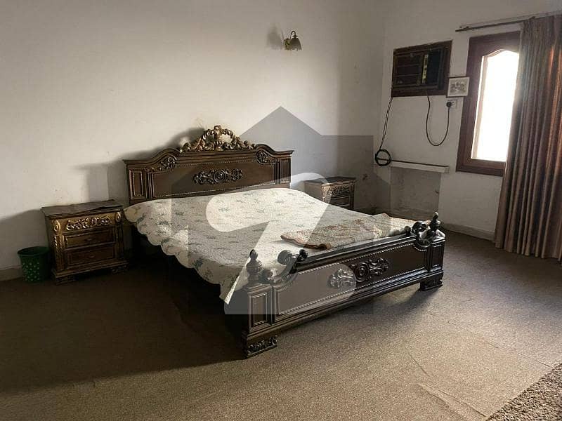 01 Kanal Fully Furnished Room Available In Dha Phase 3