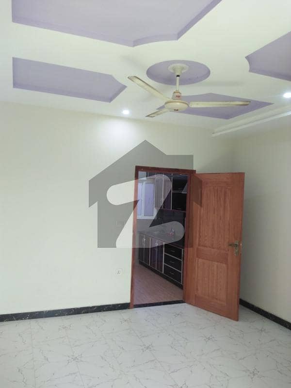 Beautiful Best Location Flat For Rent