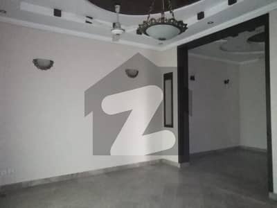 21 Marla House For sale Is Available In Gulberg 2 - Block B