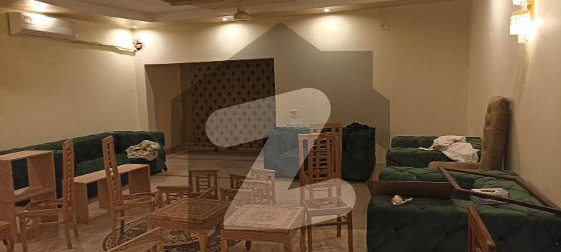 پیراگون سٹی لاہور میں 4 کمروں کا 10 مرلہ مکان 3.8 کروڑ میں برائے فروخت۔