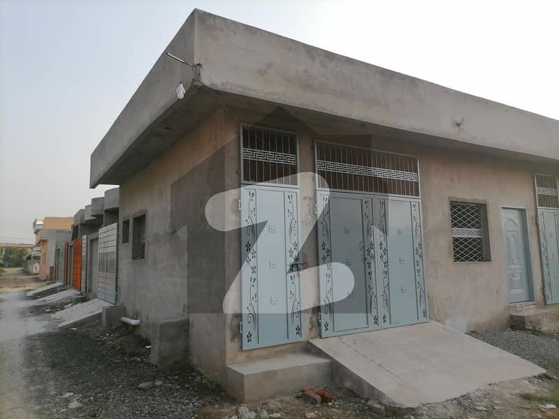 House For sale Is Readily Available In Prime Location Of Kahna