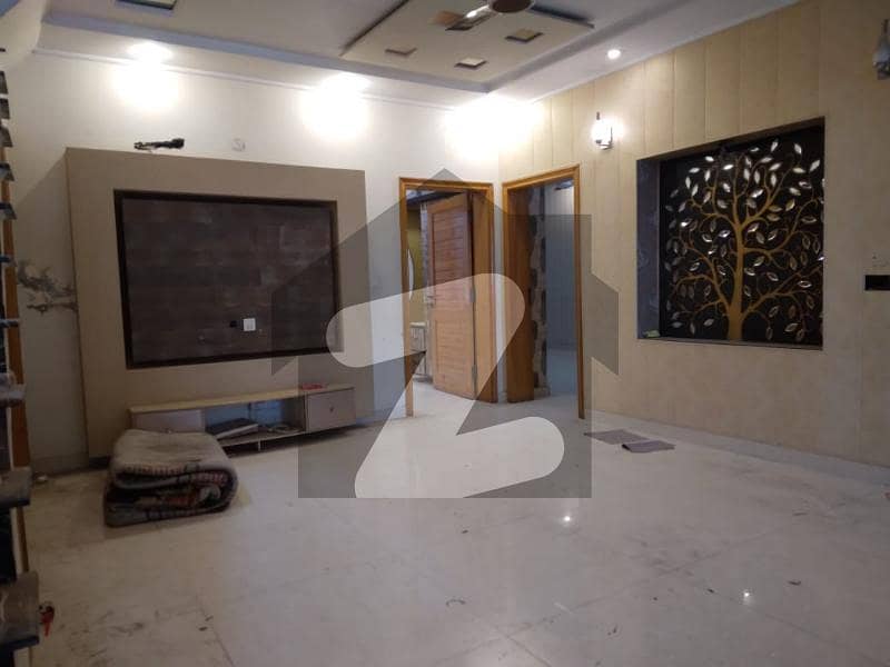 10 Marla Lower Portion Available For Rent In Gulshan Block Allama Iqbal Town Lahore