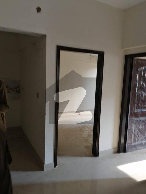 3 Bedrooms Apartment Available On Rent In Safari Enclave Near Saadi Town