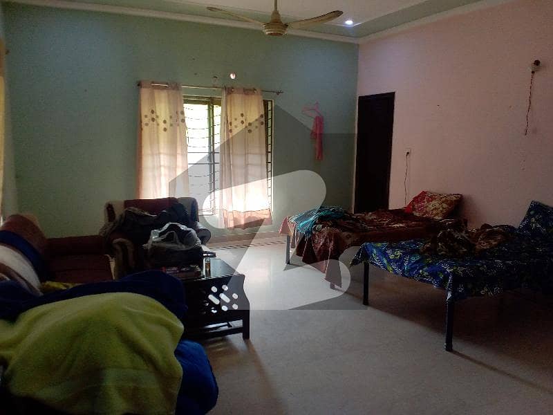 5 Bed Attach Bath, 2 Kitchen, 2 Tv Lounge , Servant Room And Etc. . .