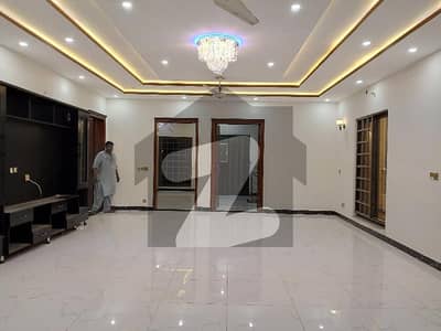 18 Marla Lower Portion With Gas Upper Lock Available For Rent In Sukh Chain Garden Lahore