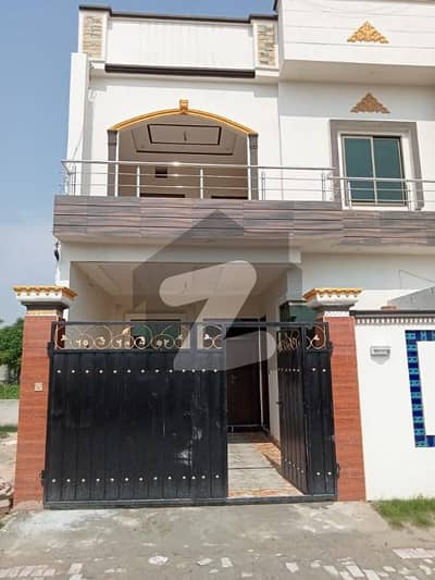 Double Storey 4 Marla House Available In Officers Colony For sale