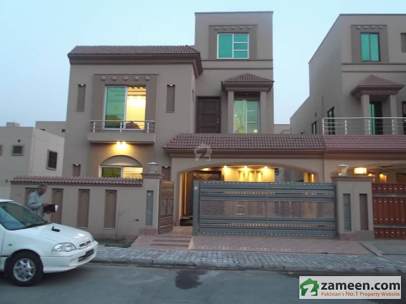 10 Marla Good Location Lower Portion For Rent In Bahria Town Lahore In Sector C