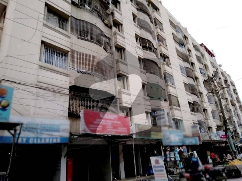 West Open GulshaneIqbal Block 13/D2 Flat Sized 1300 Square Feet Is