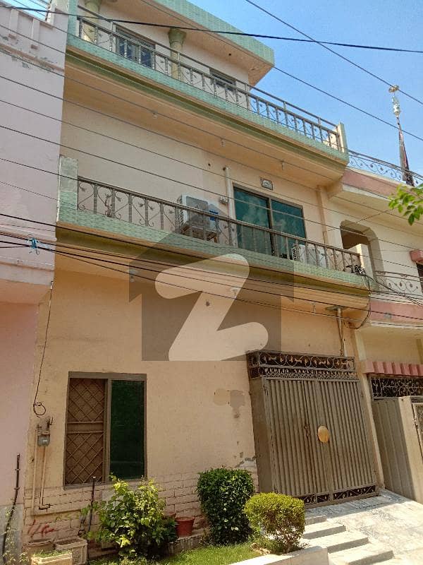 4 Marla Double Storey House For Sale.
