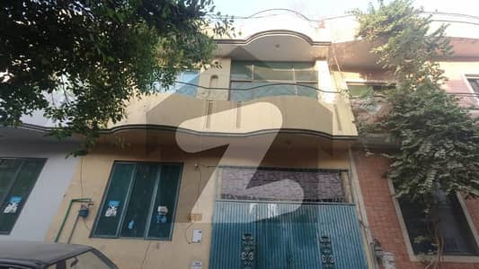 سبزہ زار سکیم لاہور میں 3 کمروں کا 5 مرلہ مکان 1.5 کروڑ میں برائے فروخت۔